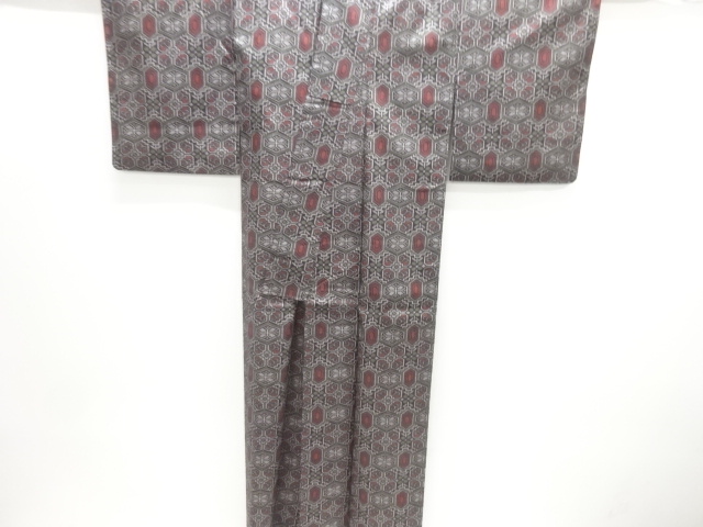  亀甲模様織り出し西陣お召着物